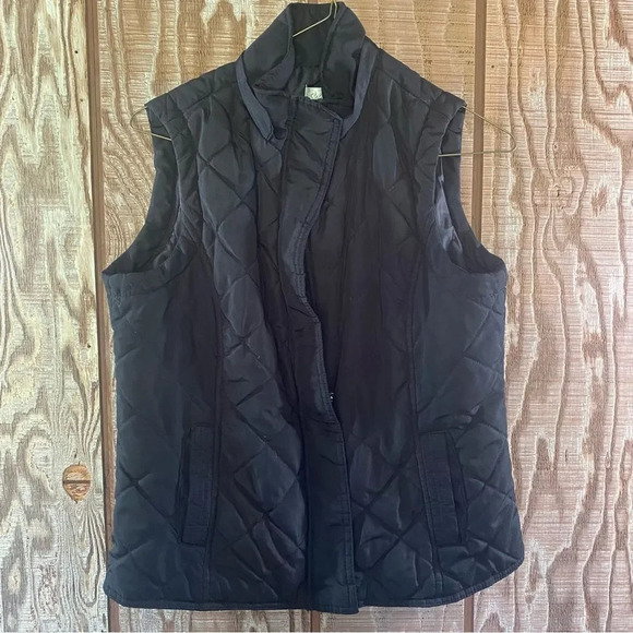 Studio Works Sport Quilted Black Puffer Vest - Picture 1 of 3